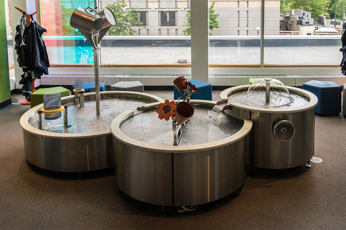toddler water play table